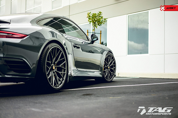 Фото дисков Anrky AN30 Сатиновый графит на Porsche 911 VII