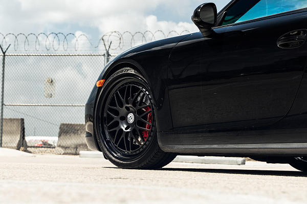 Фото дисков HRE 540C Черный сатин на Porsche 911 VII