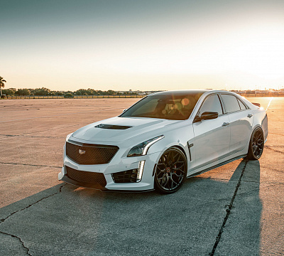Фото дисков Vossen HF-2 на Cadillac CTS II