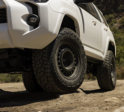 Фото дисков Rotiform STL на Toyota 4Runner V