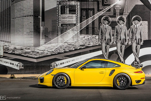 Фото дисков HRE RC100 Черный глянец на Porsche 911 VII