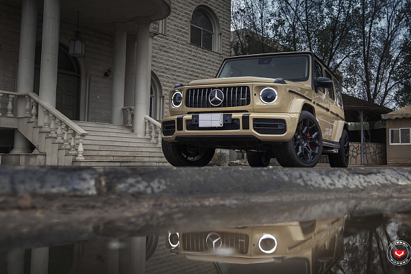 Фото дисков Vossen UV-4 Черный глянец на Mercedes-Benz G-Class III