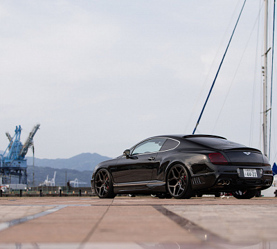 Фото дисков Vossen CG-205 на Bentley Continental GT II