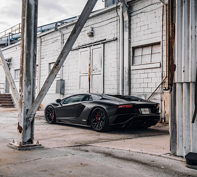 Фото дисков Brixton Forged TR05 на Lamborghini Aventador