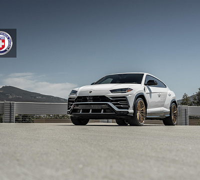 Фото дисков HRE P103SC на Lamborghini Urus