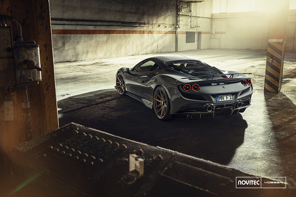 Фото дисков NOVITEC NF10 Сатиновая бронза на Ferrari F8