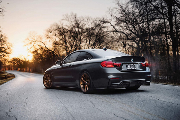 Фото дисков HRE R101 Lightweight Сатиновая бронза на BMW 4/M4 (F32/F82)