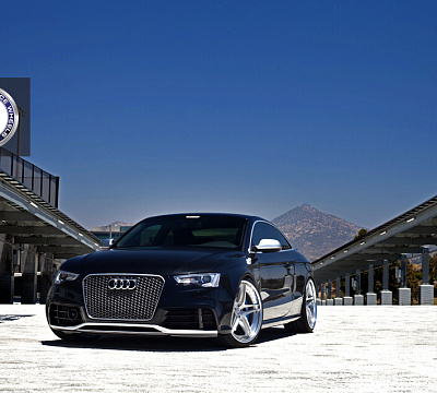 Фото дисков HRE S107 на Audi A/S/RS 5 (8T)