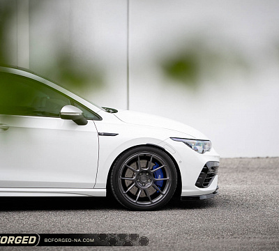 Фото дисков BC Forged KZ15 на Volkswagen Golf VIII