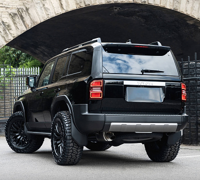 Фото дисков Kahn G22 DC на Toyota Land Cruiser Prado 250