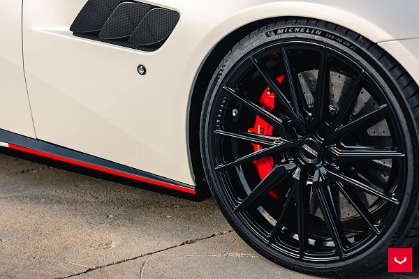 Фото дисков Vossen HF-4T Черный глянец на Ferrari GTC4Lusso