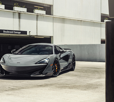 Фото дисков Vossen EVO-2 на McLaren 600