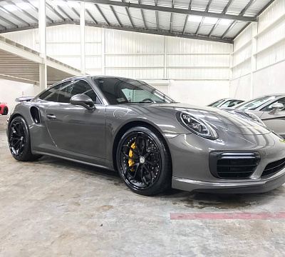 Фото дисков HRE S201 на Porsche 911 VII