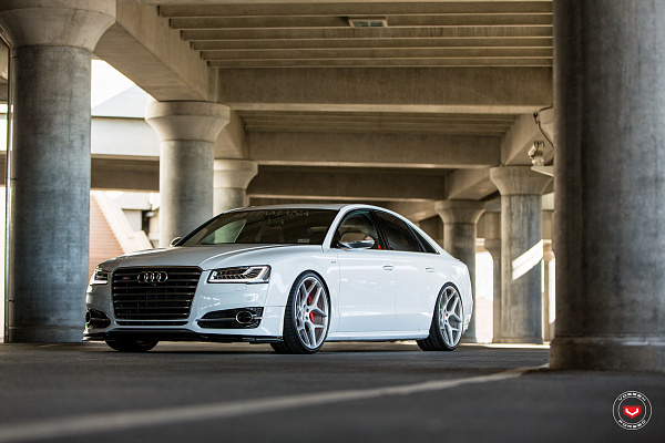 Фото дисков Vossen CG-205 Сатиновый лак на Audi A/S 8 (D4)