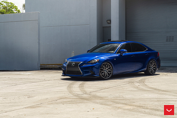 Фото дисков Vossen HF-2 Алмазная проточка на Lexus IS II