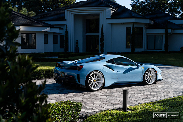 Фото дисков NOVITEC NF10 Белый глянец на Ferrari 488