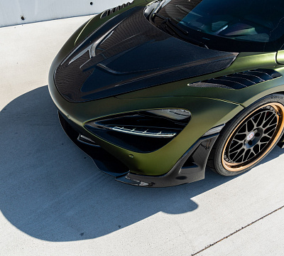 Фото дисков HRE 300 на McLaren 720S