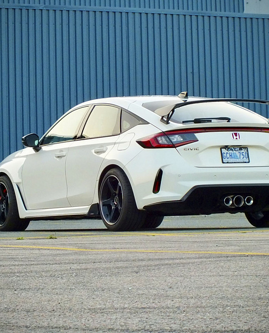 Фото дисков MR159 BATTLE V Черный глянец на Honda Civic Type R FL5