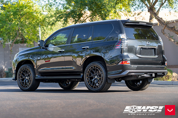 Фото дисков Vossen HFX-1 (6-Lug) Черный глянец на Lexus GX II