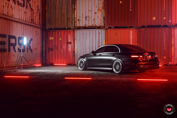 Фото дисков Vossen GEN-03 (3-piece) Черный сатин на Mercedes-Benz E-Class (W213, S213, C238)