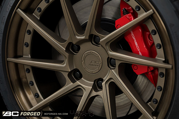 Фото дисков BC Forged HCA210 Сатиновая бронза на Porsche 911 VI
