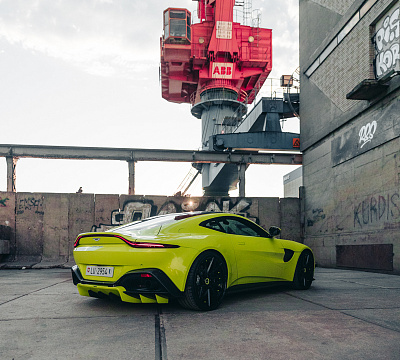 Фото дисков Brixton Forged PF8 на Aston Martin Vantage 4