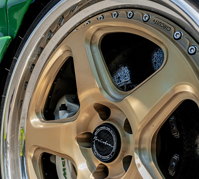 Фото дисков Brixton Forged TR05 на McLaren 720S