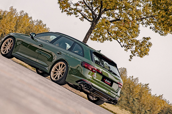 Фото дисков Anrky AN18 Сатиновая шампань на Audi A/S/RS 4 (B9)