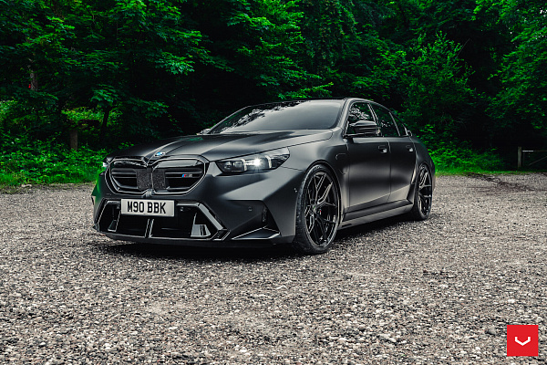 Фото дисков Vossen HF-5 Черный глянец на BMW 5/M5 (G60/G90)