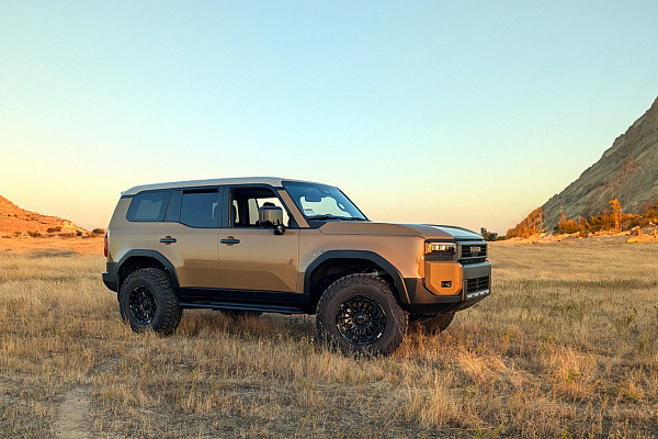 Фото дисков Black Rhino RIVAL Черный сатин на Toyota Land Cruiser Prado 250