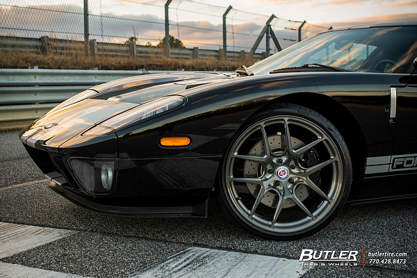 Фото дисков HRE R101 Lightweight Глянцевый темный лак на Ford GT I