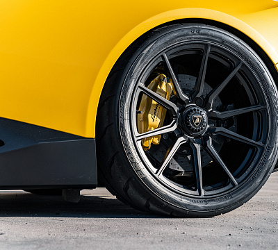 Фото дисков Vossen M-X2 на Lamborghini Huracan