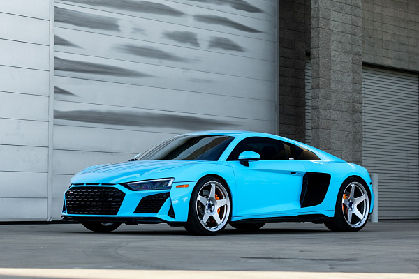 Фото дисков Brixton Forged TR04 Серебро на Audi R8 (4S)