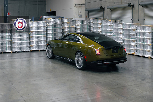 Фото дисков HRE L109M Полированный лак на Rolls-Royce Spectre