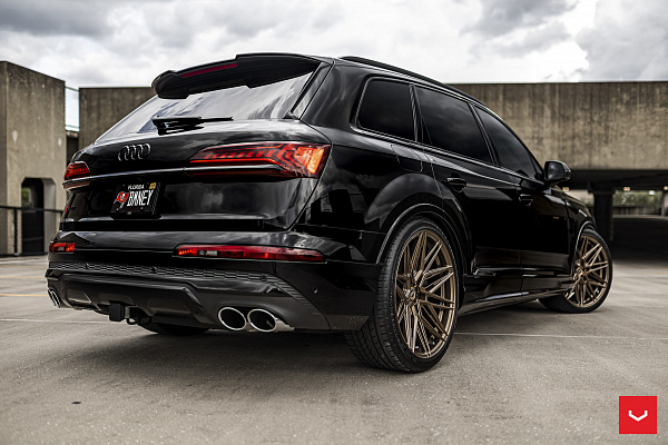 Фото дисков Vossen HF-7 Глянцевая бронза на Audi Q7 (4M)
