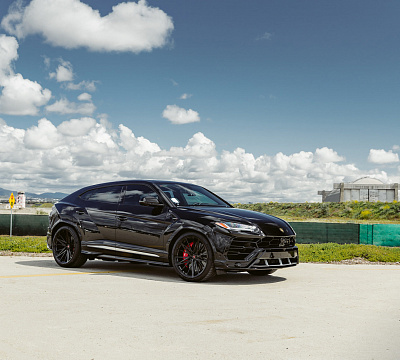 Фото дисков Vossen M-X6 на Lamborghini Urus