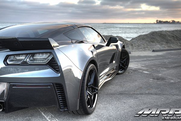 Фото дисков MRR M755 Черный глянец на Chevrolet Corvette C7