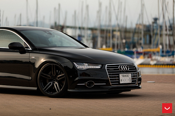 Фото дисков Vossen HF-1 Черный глянец на Audi A/RS 7 (4G)