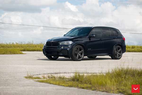 Фото дисков Vossen HF-1 Сатиновый графит на BMW X5/X5 M (F15/F85)