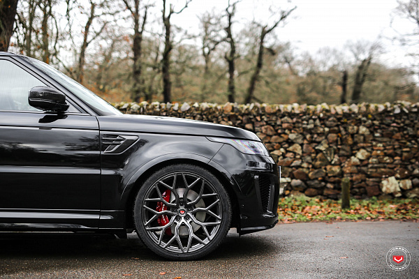 Фото дисков Vossen S17-01 Глянцевый темный лак на Range Rover Sport II