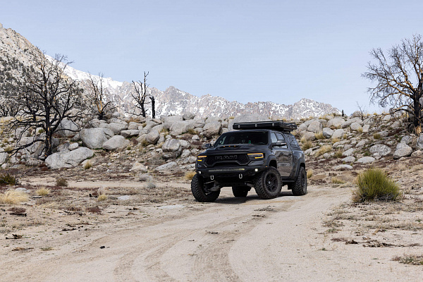 Фото дисков HRE FT1 Черный сатин на Ram 1500 V