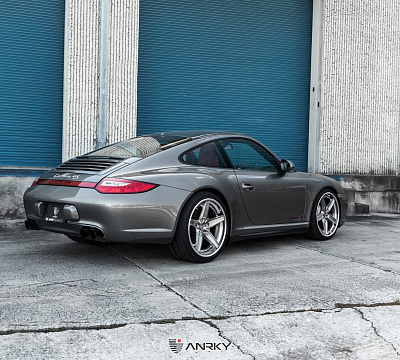 Фото дисков Anrky AN35 на Porsche 911 VI
