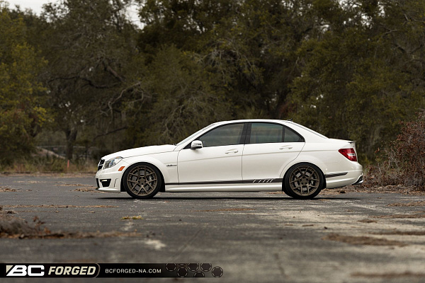 Фото дисков BC Forged HCS02 Сатиновая бронза на Mercedes-Benz C-Class (W204)