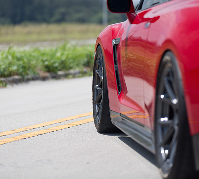 Фото дисков Vossen VFS-6 на Nissan GT-R