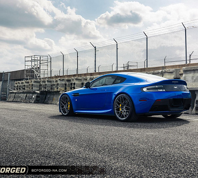 Фото дисков BC Forged KL12 на Aston Martin Vantage 3