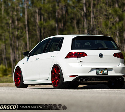 Фото дисков BC Forged RZ39 на Volkswagen Golf VII