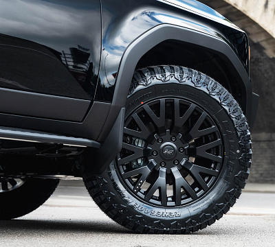 Фото дисков Kahn G22 DC на Toyota Land Cruiser Prado 250