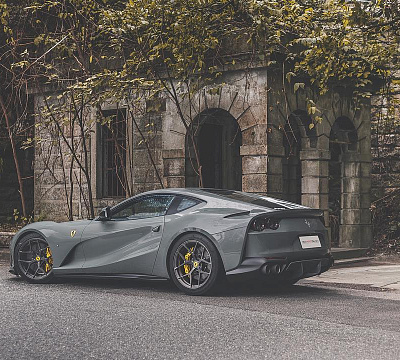Фото дисков Brixton Forged PF7 на Ferrari 812