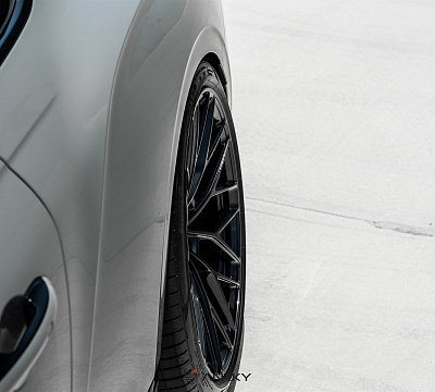Фото дисков Anrky AN10 на Bentley Continental GT III