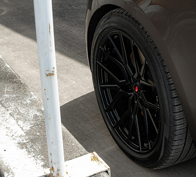 Фото дисков Vossen M-X3 на Land Rover Range Rover V